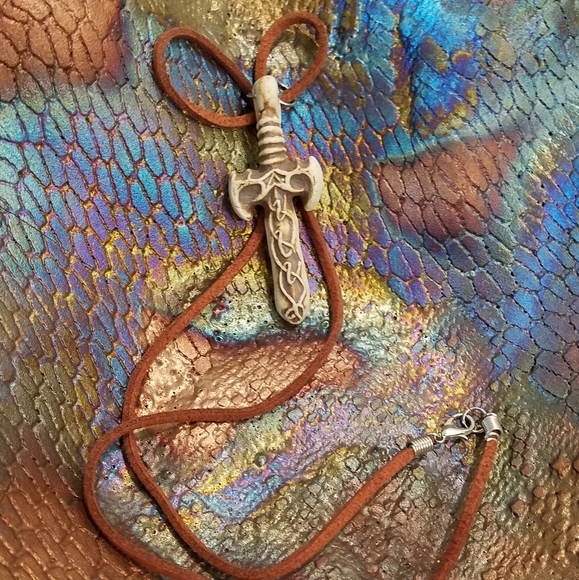 Vintage pottery fantasy sword necklace - Picture 2 of 7